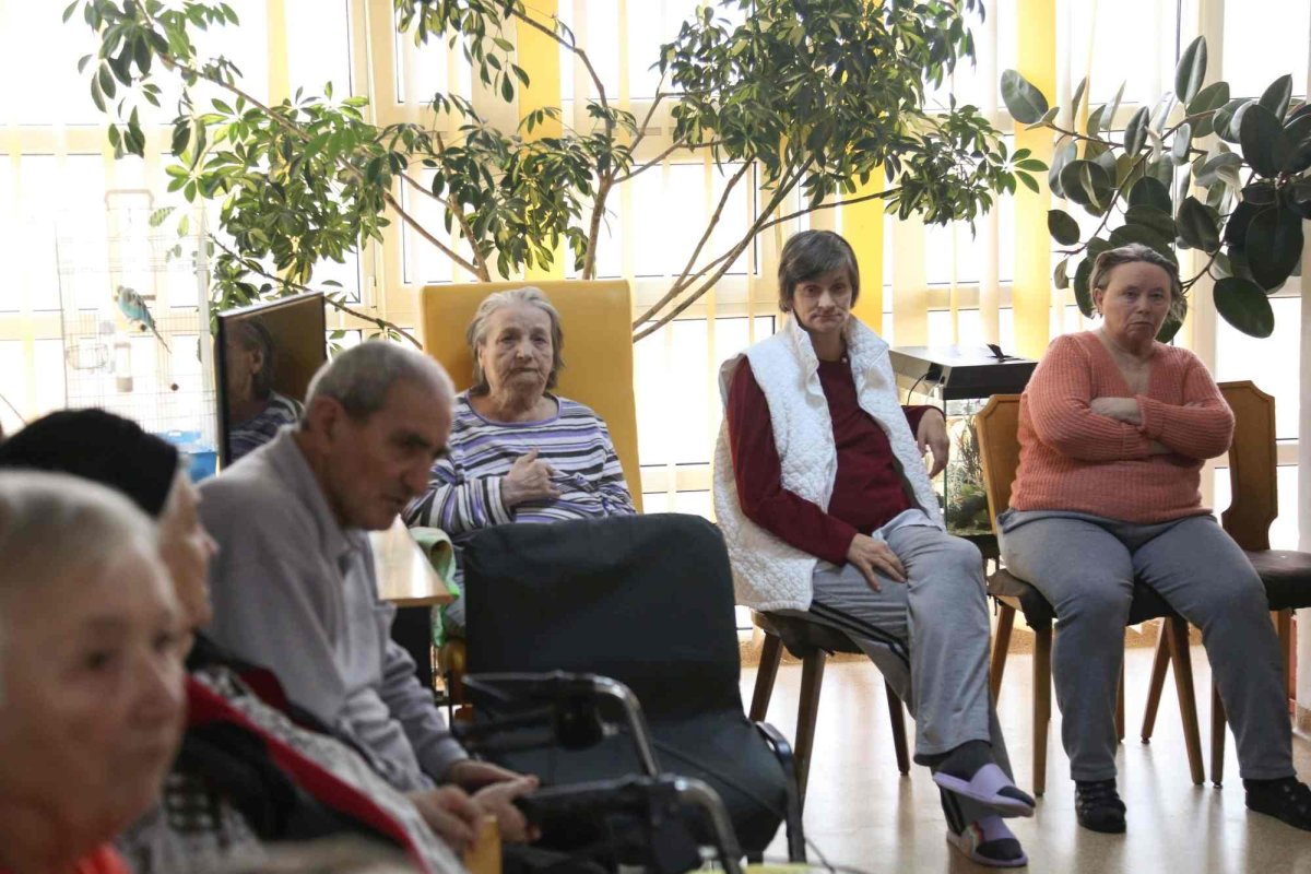 Comuniune duhovnicească și misiune la căminul-spital din Săliște, Sibiu 286365