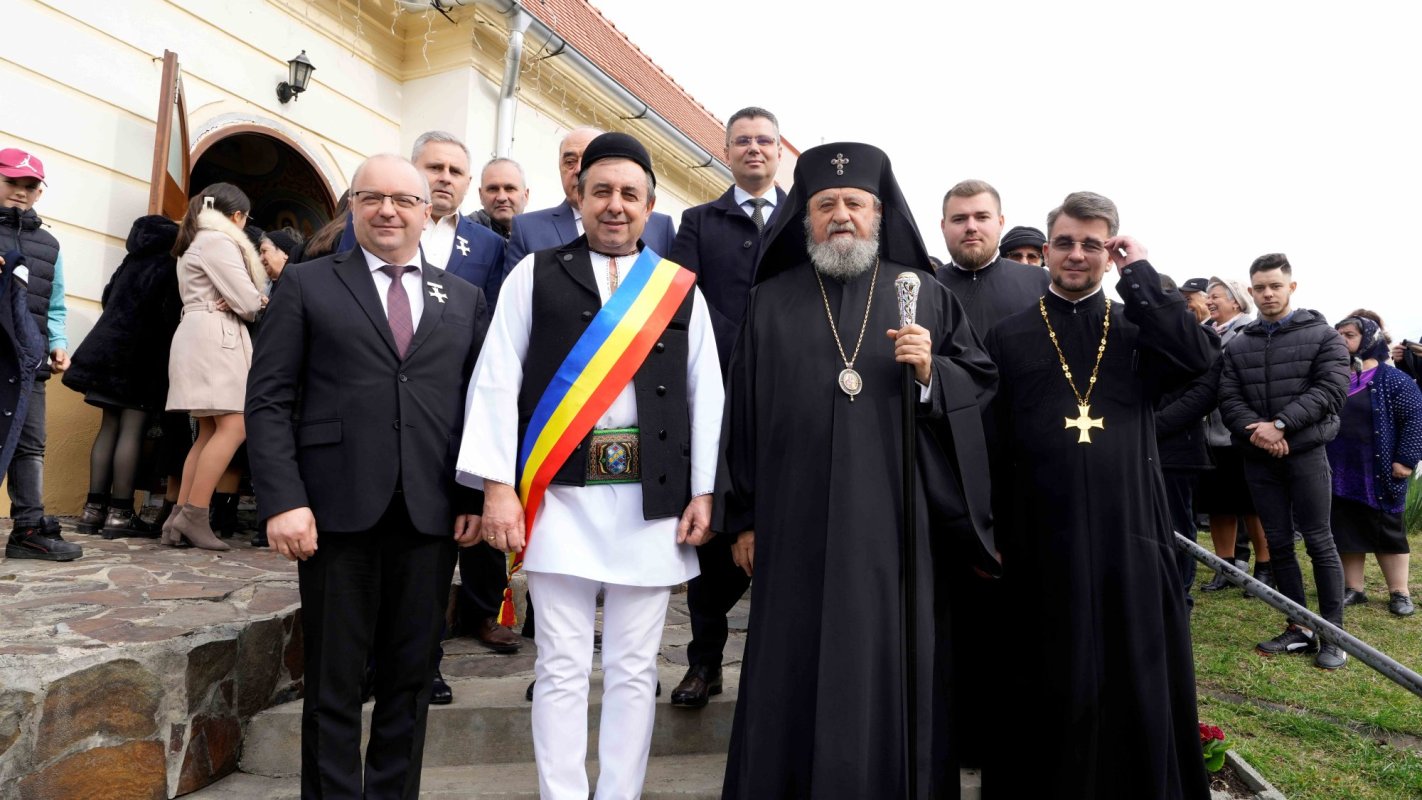 Binecuvântare arhierească pentru credincioșii din Gura Râului 287018