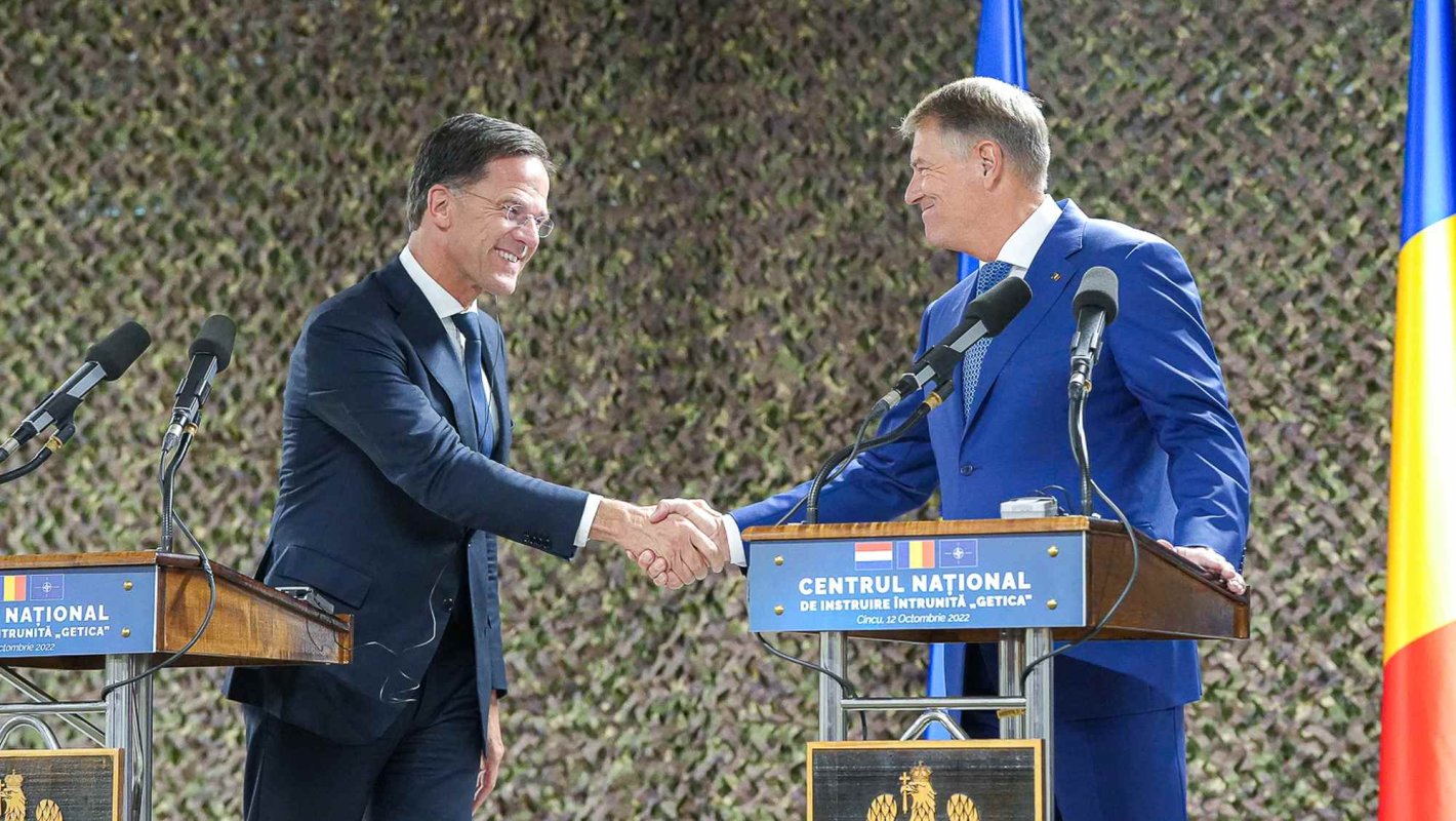 Doi candidați pentru șefia NATO: Rutte și Iohannis 287011