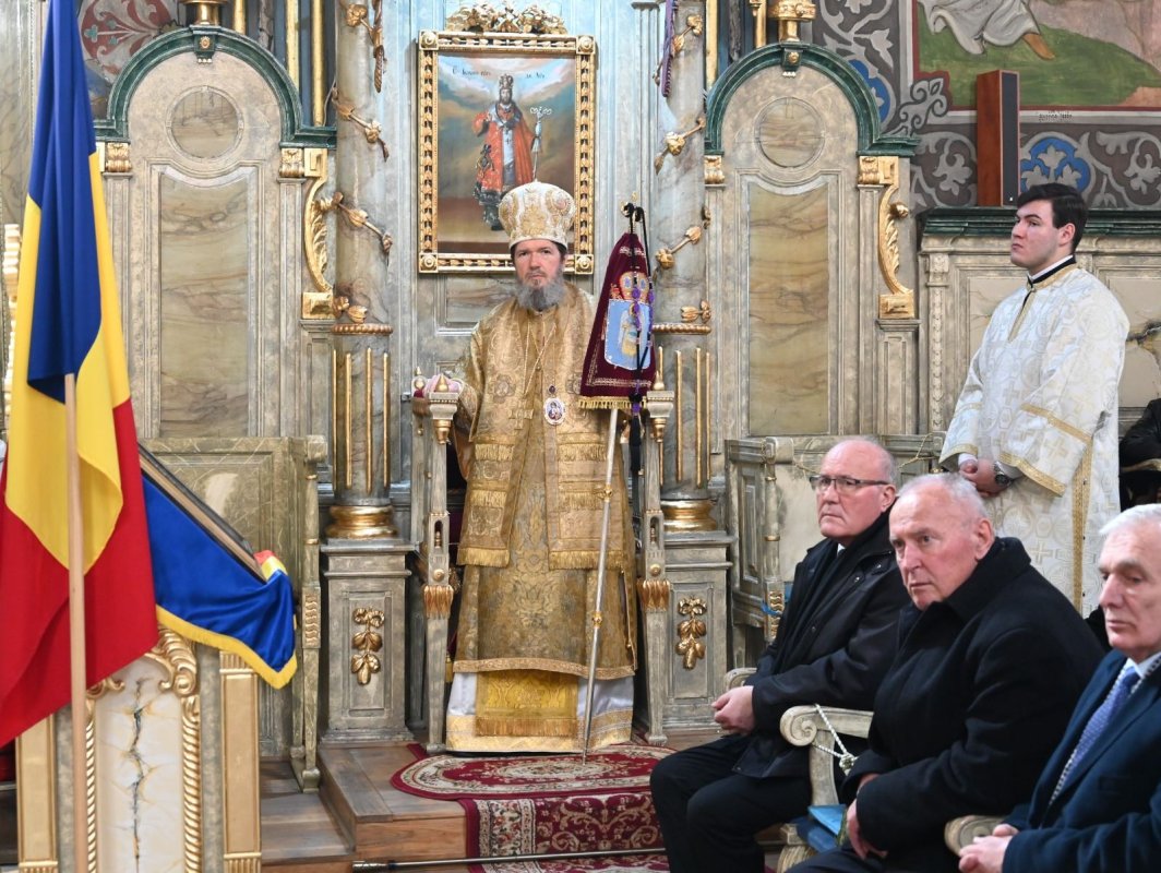 Episcopul Oradiei a împlinit 17 ani de la întronizare 287052