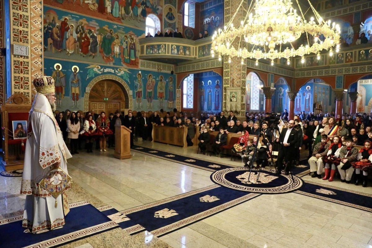  Binecuvântare arhierească la Negrești-Oaș 287081