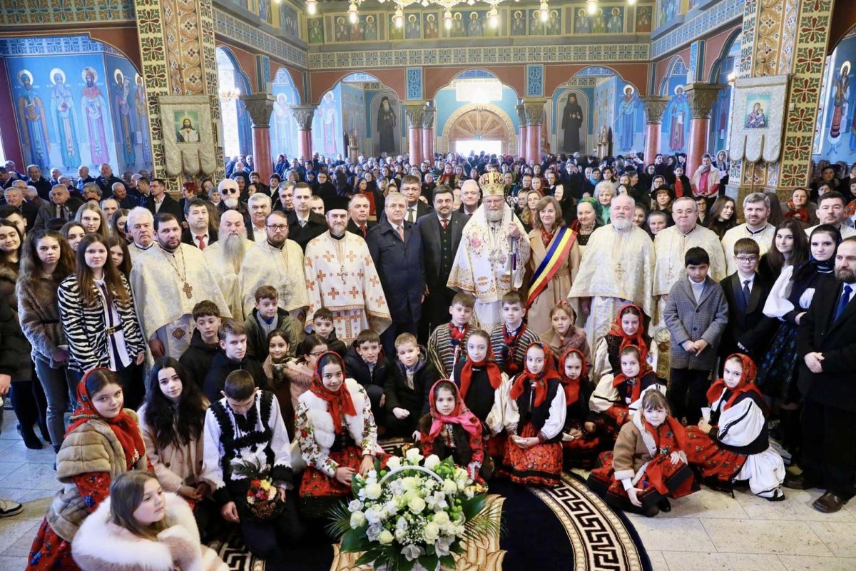  Binecuvântare arhierească la Negrești-Oaș 287082