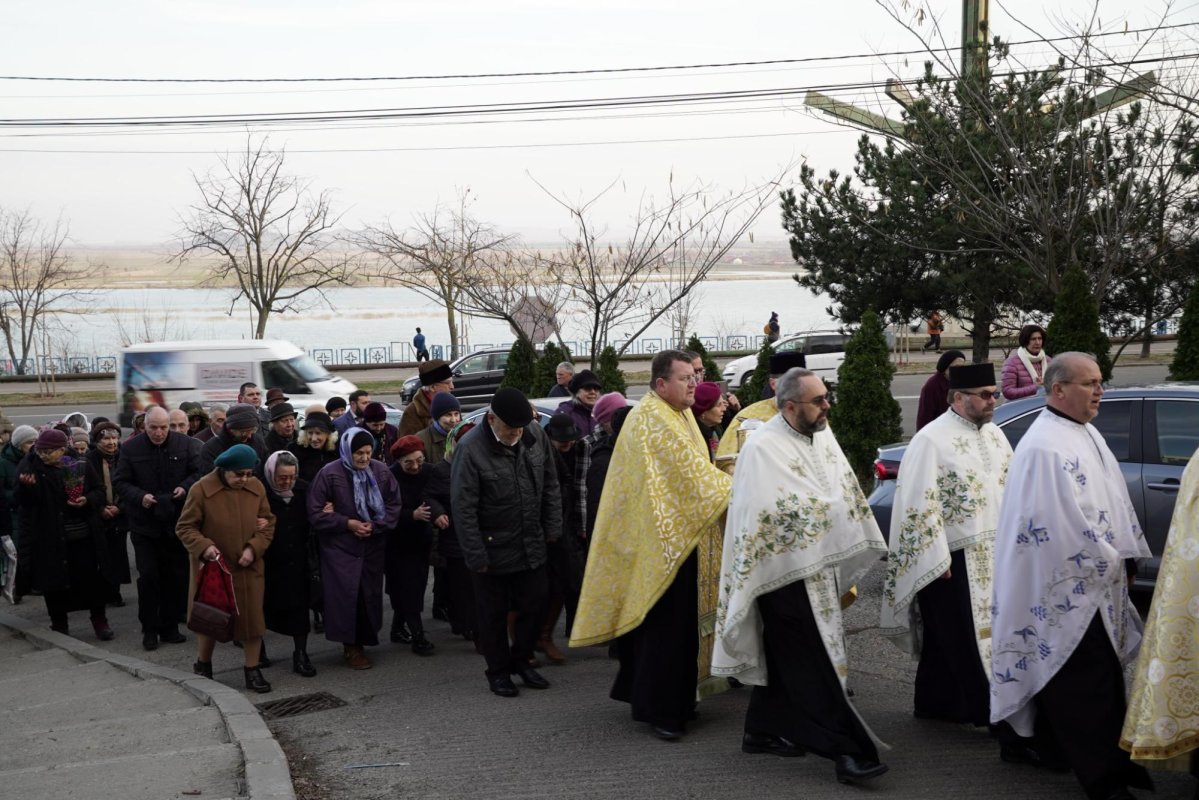 Procesiune cu moaștele Sfântului Cuvios Ioan Casian la Galaţi 287300