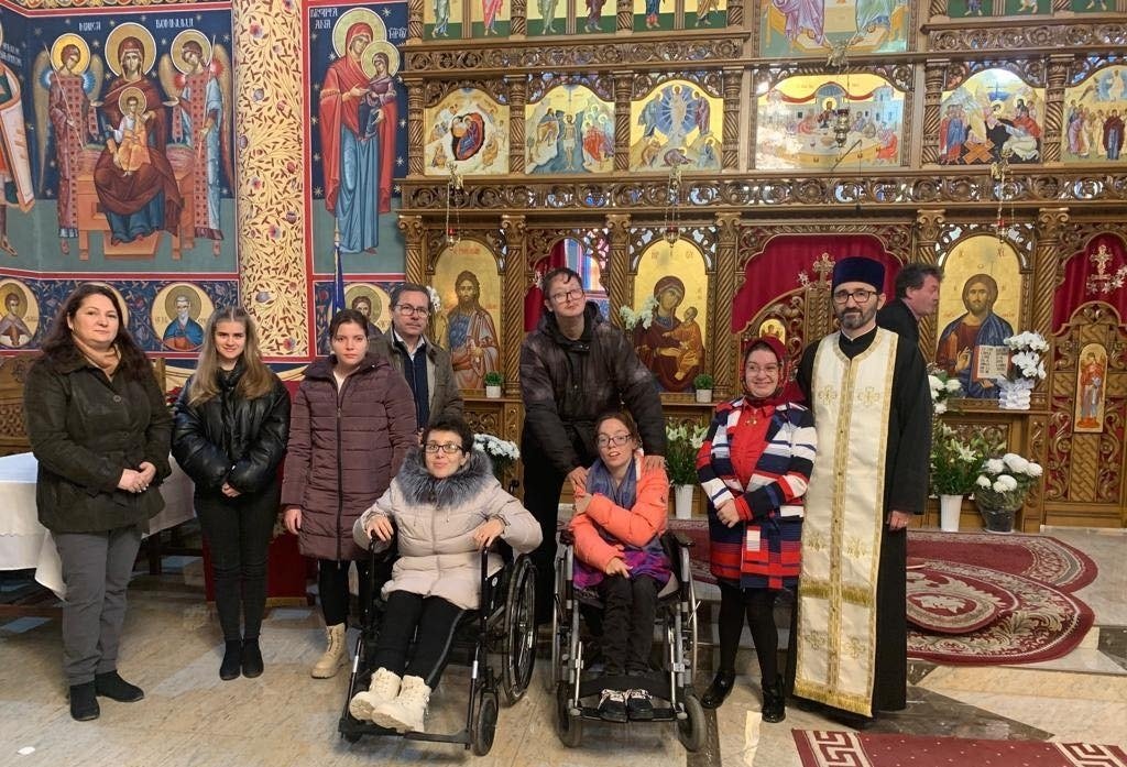 Preot orădean nominalizat la Gala Națională a Excelenței în Asistența Socială 287427