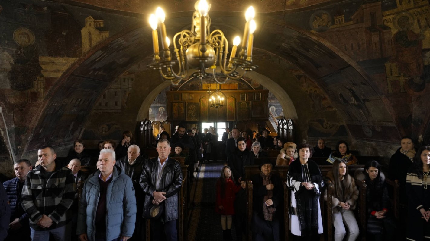 Binecuvântare pentru comunitatea de credincioşi din Sibiel 287502