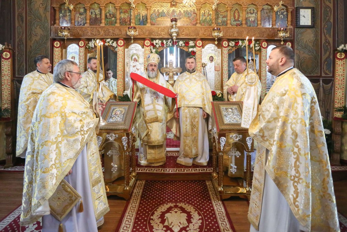 Moment de sărbătoare în Parohia Dumbrăvița 287520