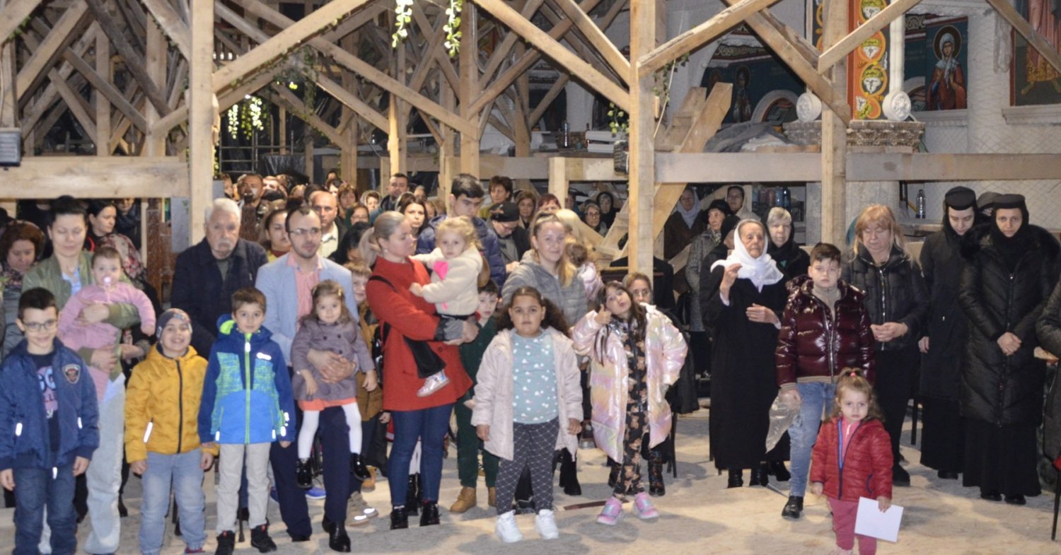 Binecuvântare arhierească la Catedrala din Deva 287600