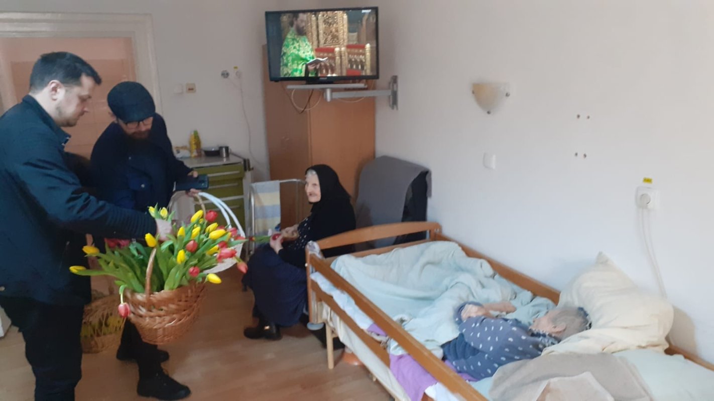 Campania „Bătrânii, comoara noastră” continuă la Sibiu 287847