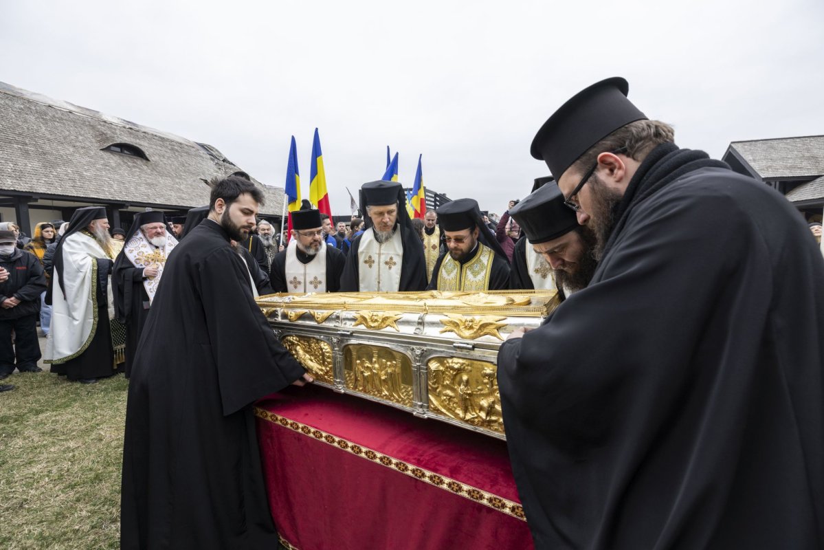 Continuă binecuvântarea Cuviosului Dimitrie cel Nou pentru prahoveni 287944