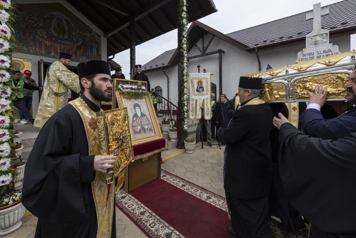 Continuă binecuvântarea Cuviosului Dimitrie cel Nou pentru prahoveni 287955