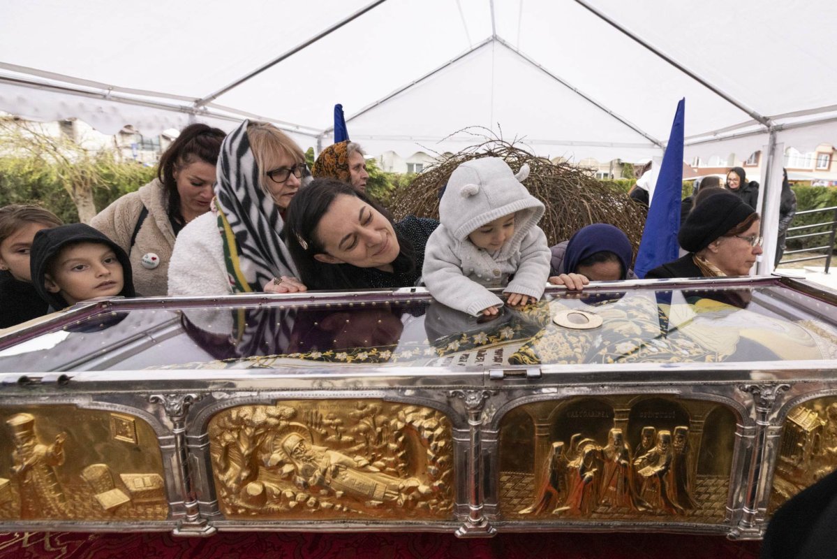 Continuă binecuvântarea Cuviosului Dimitrie cel Nou pentru prahoveni 287982