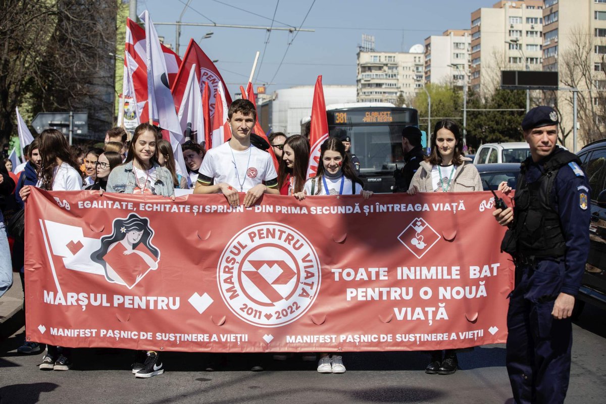 Zeci de activităţi în calendarul „Lunii pentru viaţă” în Capitală 287824