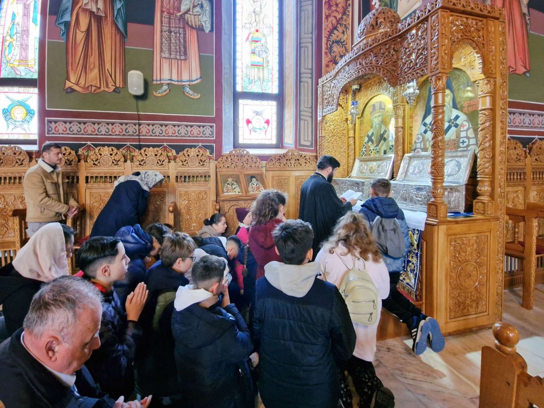 Activități catehetice la o parohie din Râmnicu Sărat 288069