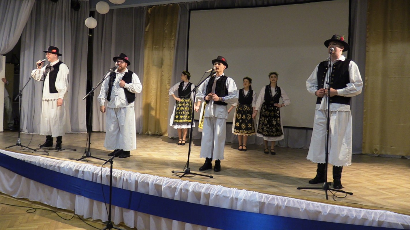 Primăvara întâmpinată prin spectacol la Giula, Ungaria 288139