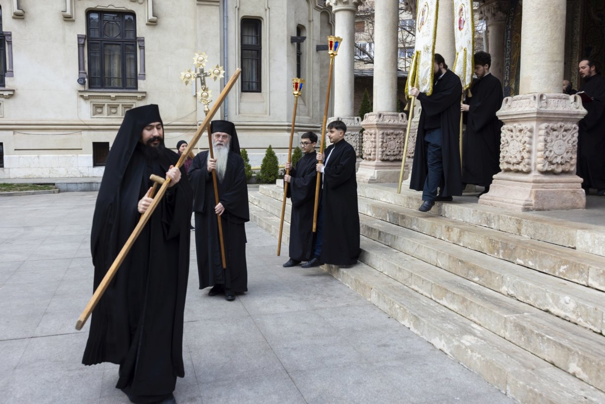 Procesiune cu moaștele Sfinților 40 de Mucenici la Mănăstirea Antim 288196
