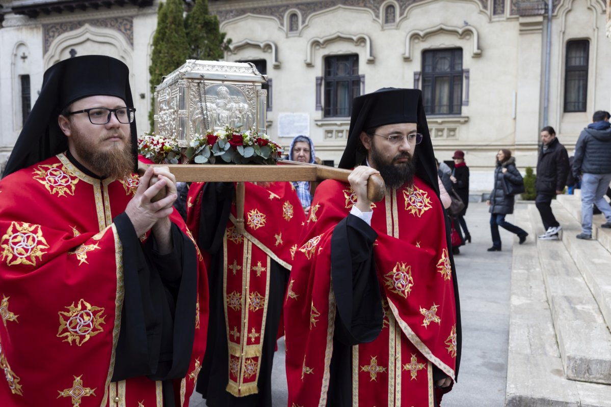 Procesiune cu moaștele Sfinților 40 de Mucenici la Mănăstirea Antim 288198