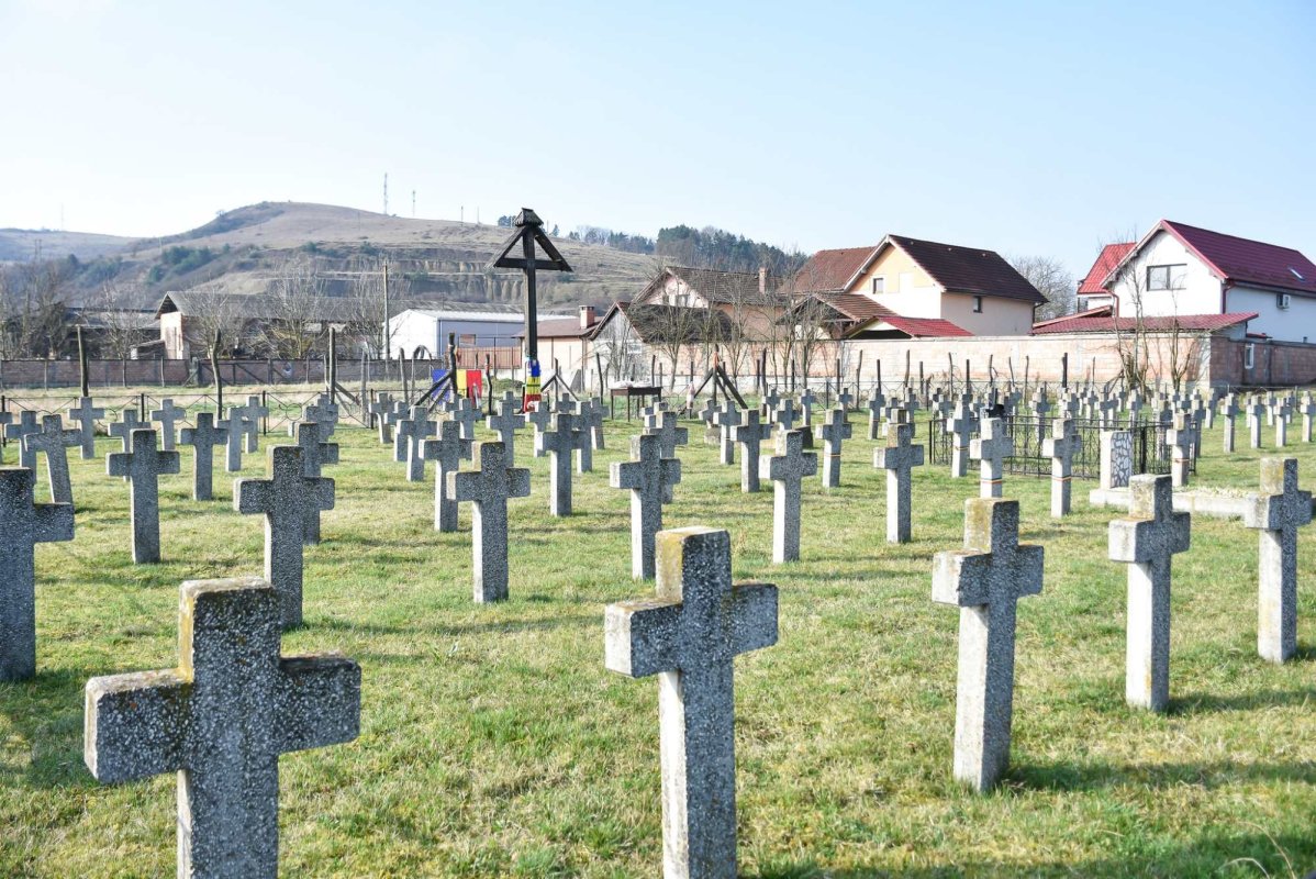 Hramul Mănăstirii „Sfinții 40 de Mucenici” - Memorialul Gherla 288334