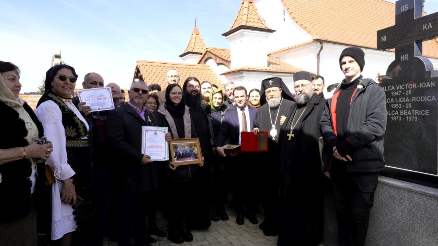 Pictura bisericii din Tohanu Nou, județul Brașov, a fost resfințită 288340