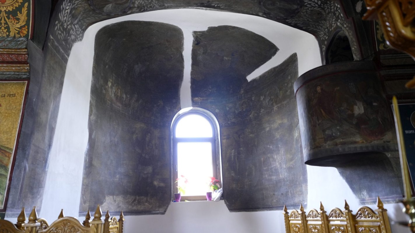 Pictura bisericii din Tohanu Nou, județul Brașov, a fost resfințită 288342