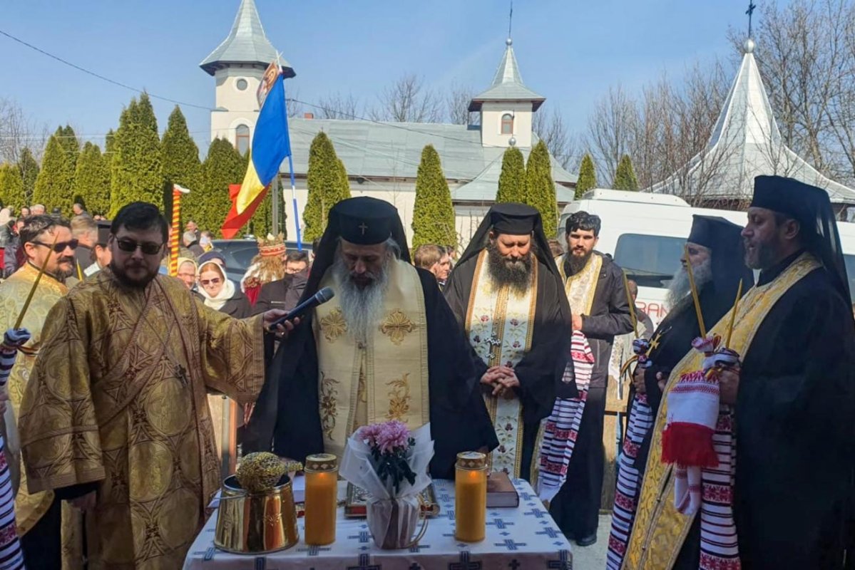 Sfințiri la mănăstirea ieșeană Șoldana 288345