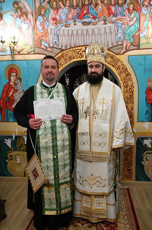 Biserica din satul hunedorean Cozia a fost resfințită 288476