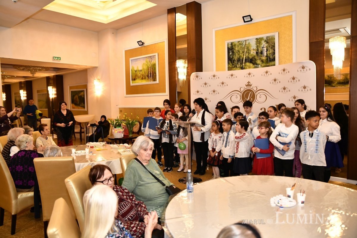 „Vestim bucuria primăverii” la Centrul „Sfânta Muceniță Sofia” 288503