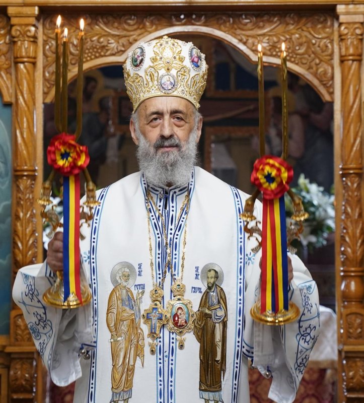 Binecuvântarea casei parohiale a Bisericii „Izvorul Tămăduirii” din Câmpeni 288601