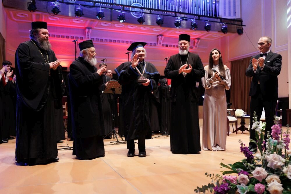 Distincția Eparhiei Aradului pentru neurochirurgul Leon Dănăilă 288639