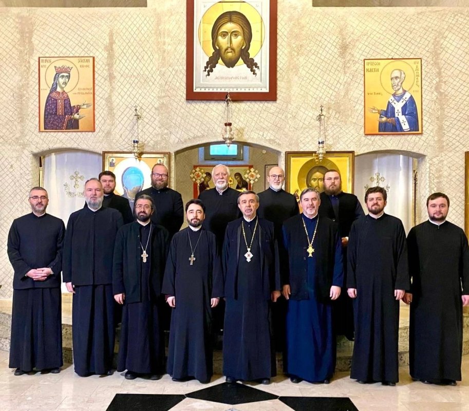 Întâlnire clericală și lansare de carte la Parohia „Sfântul Ștefan cel Mare” din Viena 288678