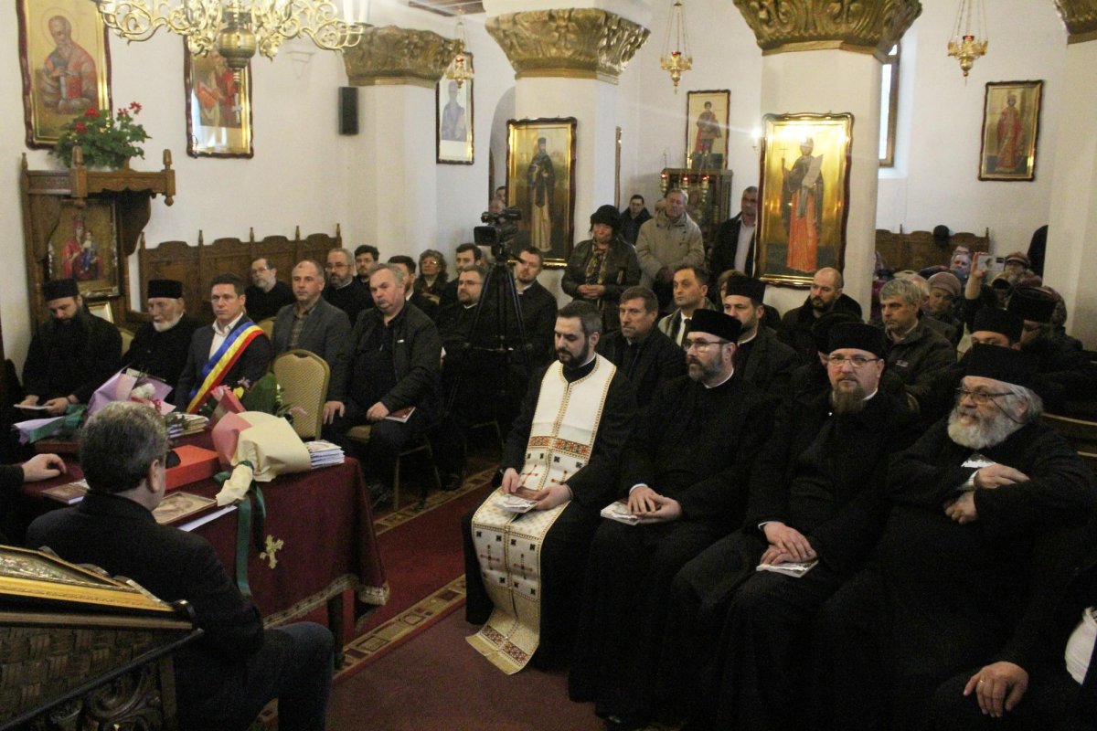 La Parohia Cilibiu a fost lansată o carte despre istoria bisericii 288620