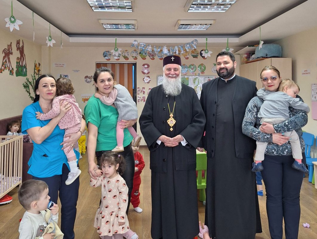 Mitropolitul Olteniei a vizitat o creșă și o grădiniță din Târgu Jiu 288709