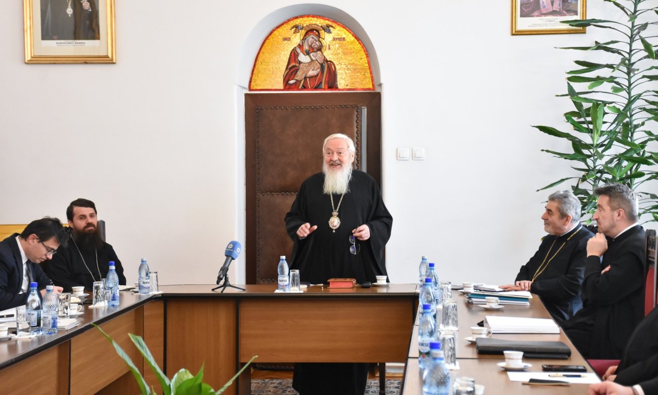 Ședință semestrială cu părinții protopopi  și membrii CAR din Eparhia Clujului 288785