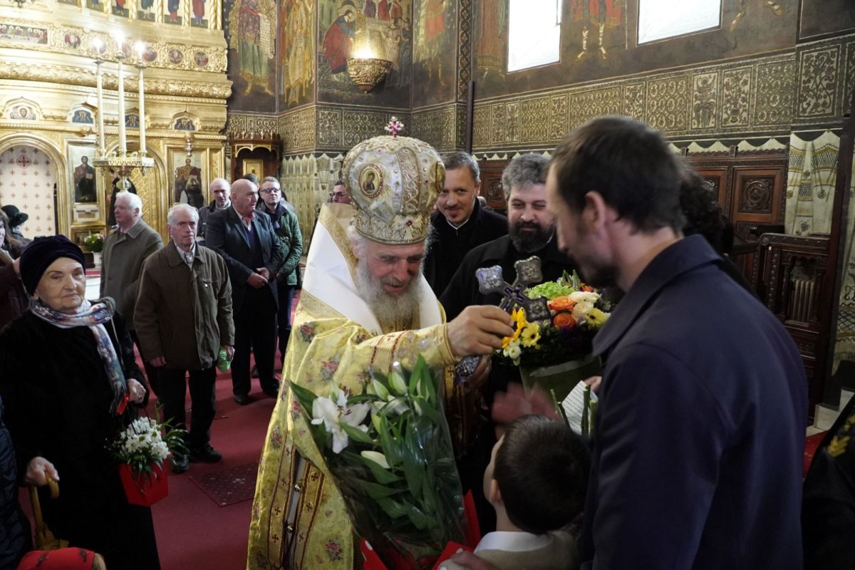 Moment aniversar pentru Arhiepiscopul Dunării de Jos  289002