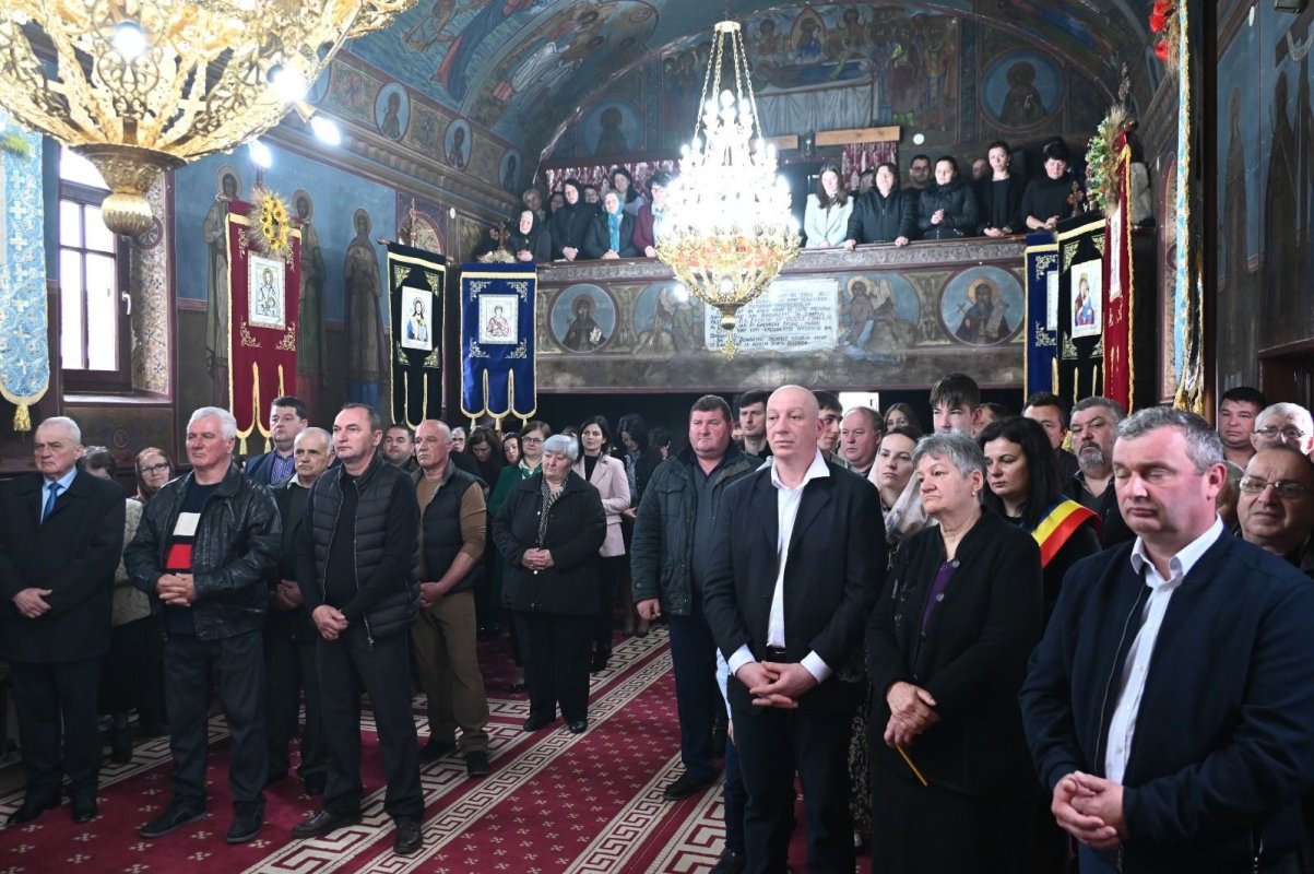 Binecuvântare pentru credincioşii din Parohia Drăgăneşti, Protopopiatul Beiuș 289097