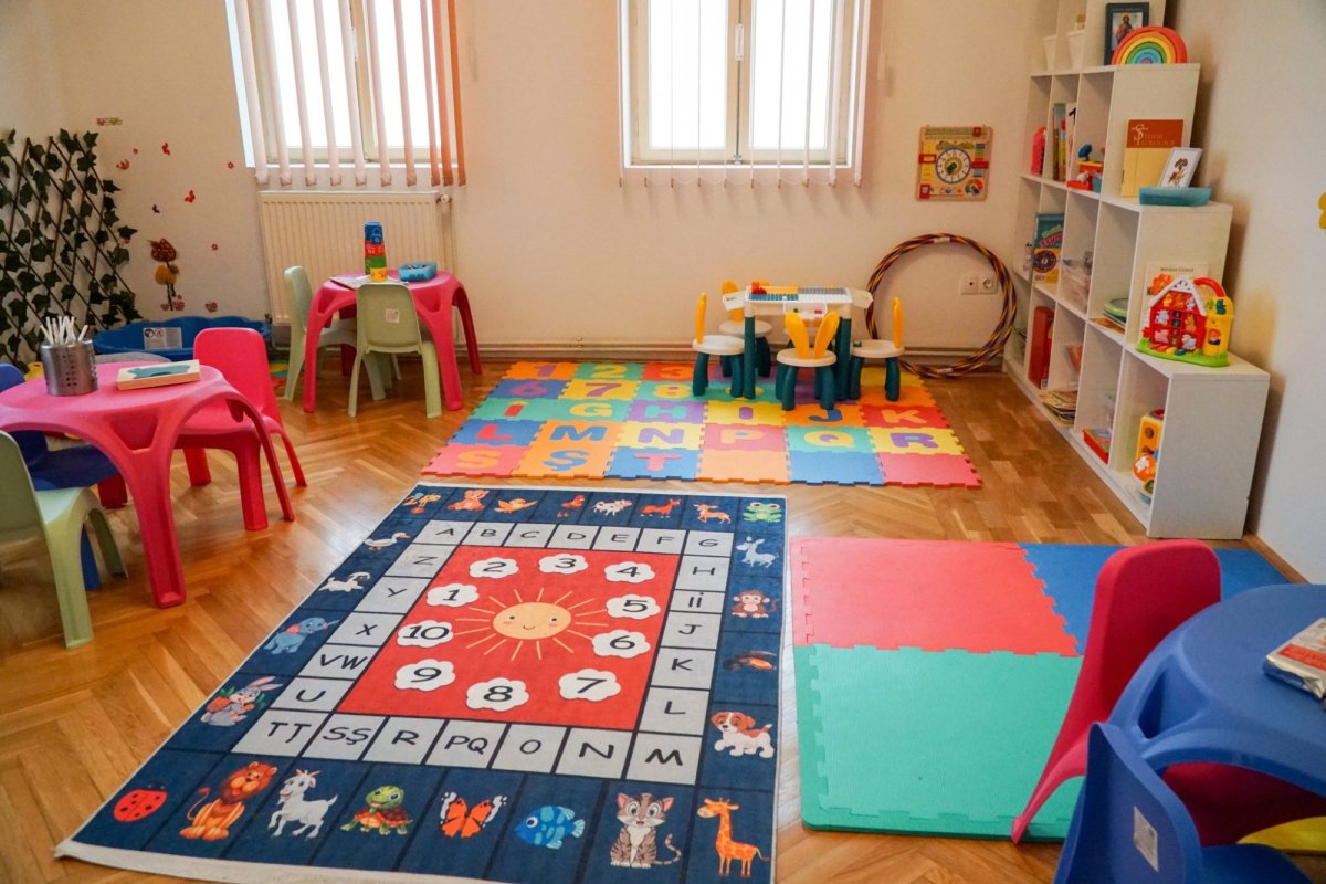 Binecuvântarea cabinetului medical al unei parohii din Pitești 289143