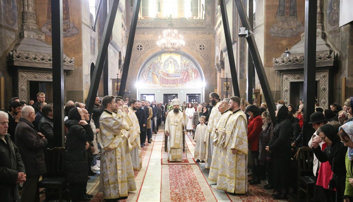 Credincioşii clujeni îndrumaţi să dăruiască iertarea 289104