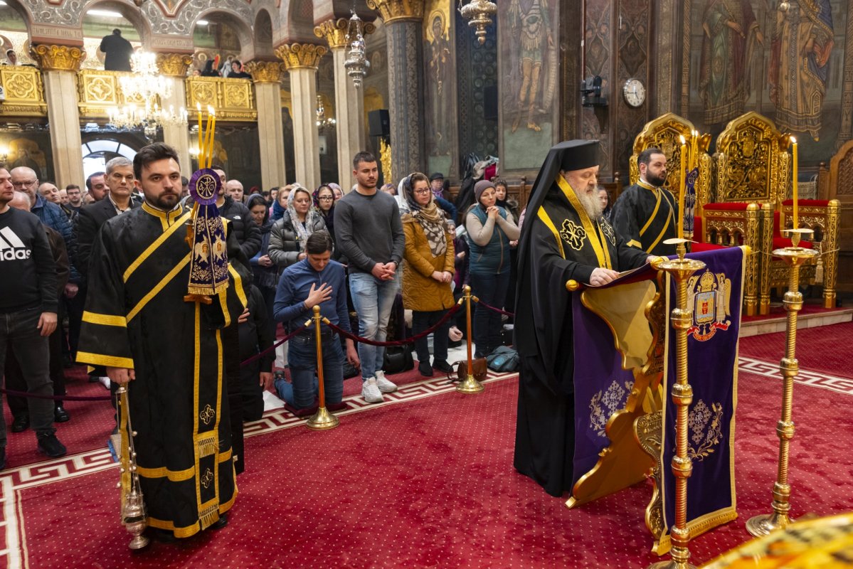 Slujba Canonului în a treia zi a Postului Mare 289276