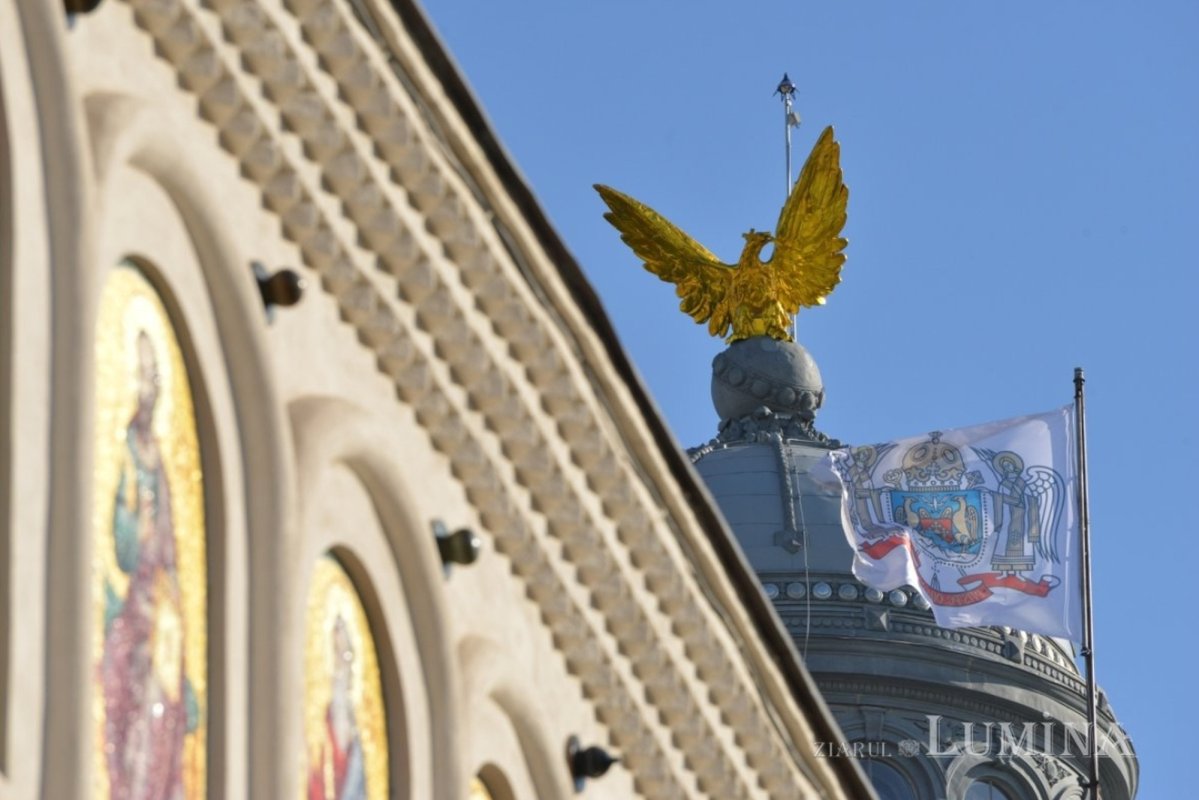 A fost promulgată Legea Anului Centenar al Patriarhiei  289293