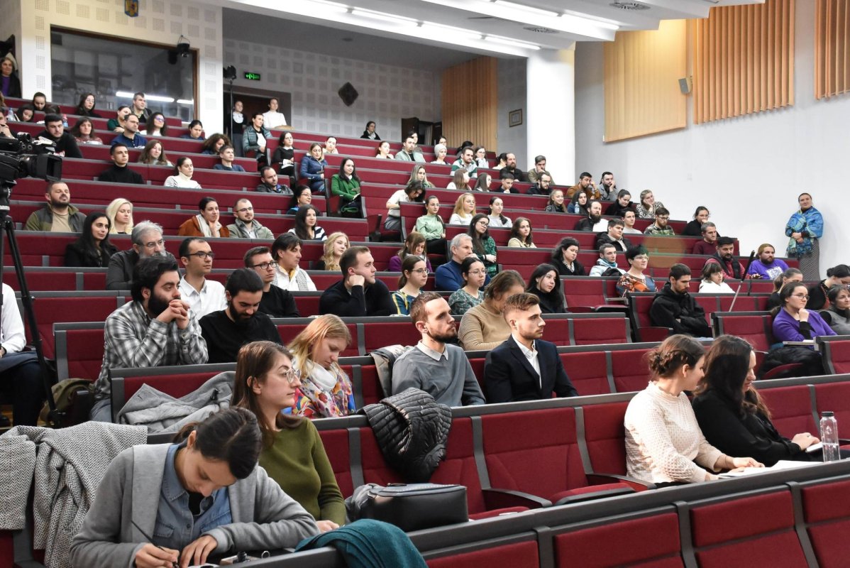 Conferință la Facultatea de Teologie Ortodoxă din Cluj-Napoca 289406