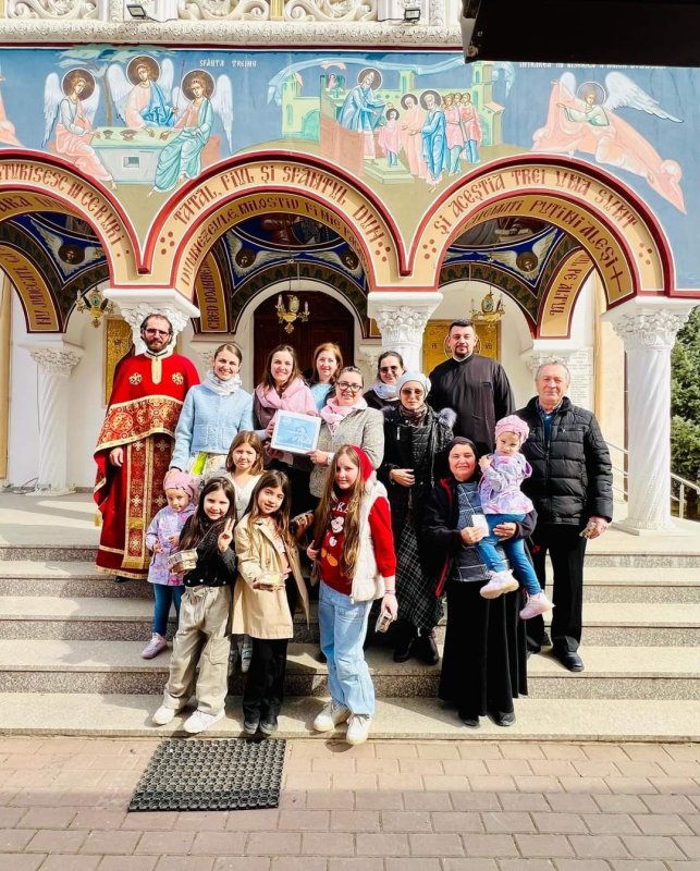 Proiect caritabil dedicat tinerelor mame în parohii din Sibiu şi Cisnădie 289411