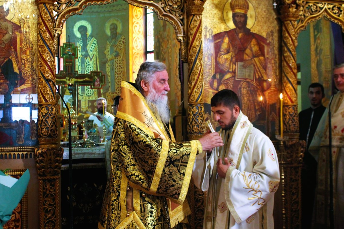 Hirotonie și ranguri bisericești la Catedrala Mitropolitană din Craiova 289798