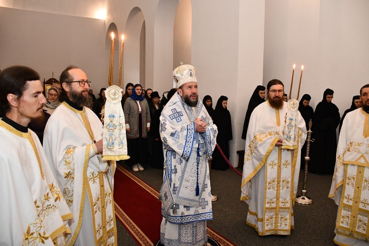 Hramul Mănăstirii Nera și rugăciune pentru polițiștii din Banatul Montan 289801