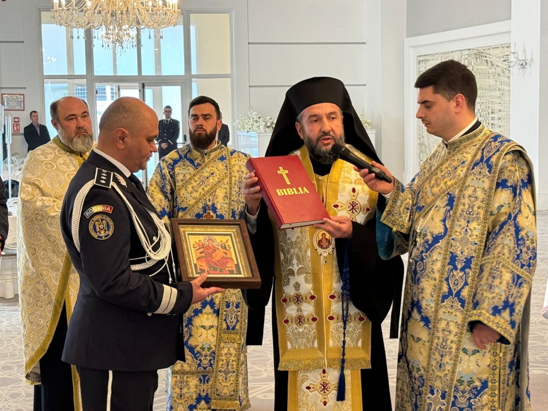 Hramul Mănăstirii Nera și rugăciune pentru polițiștii din Banatul Montan 289803