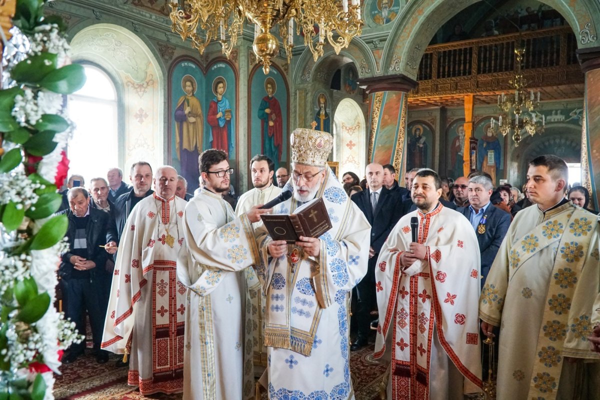 Slujire misionară într-o parohie din Argeș  289788