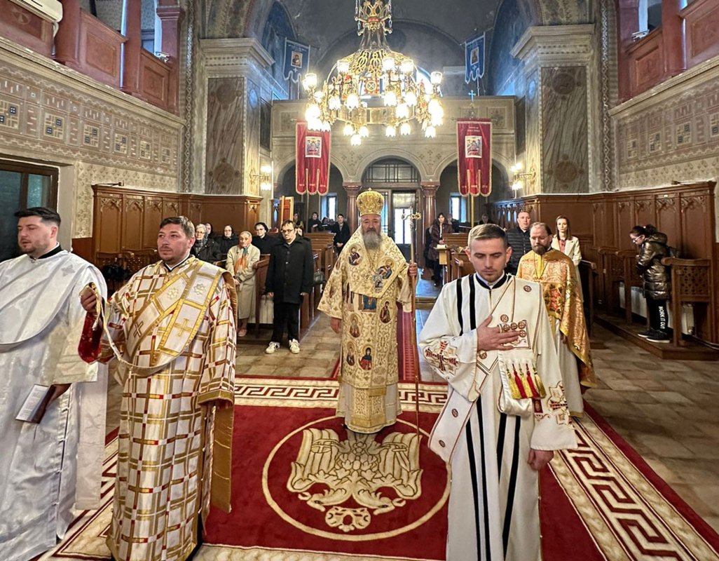 Zile de sărbătoare și conferință pentru viață în Eparhia Daciei Felix 289814