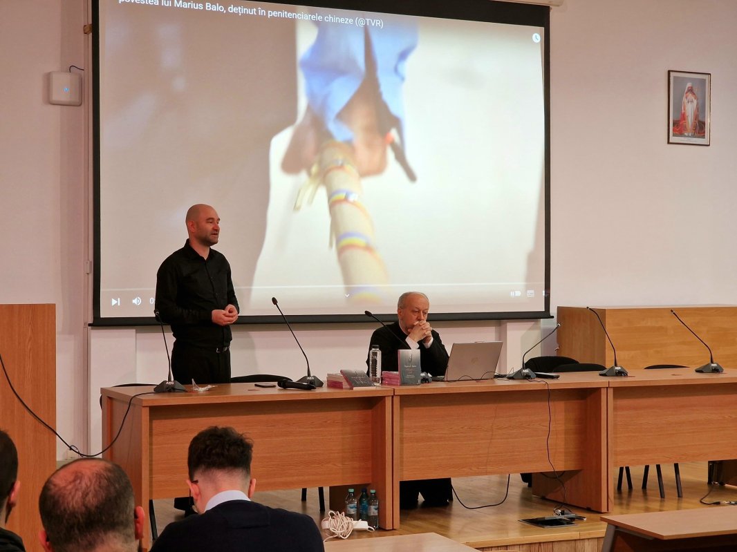 Conferință la Facultatea „Justinian Patriarhul” din București 289884