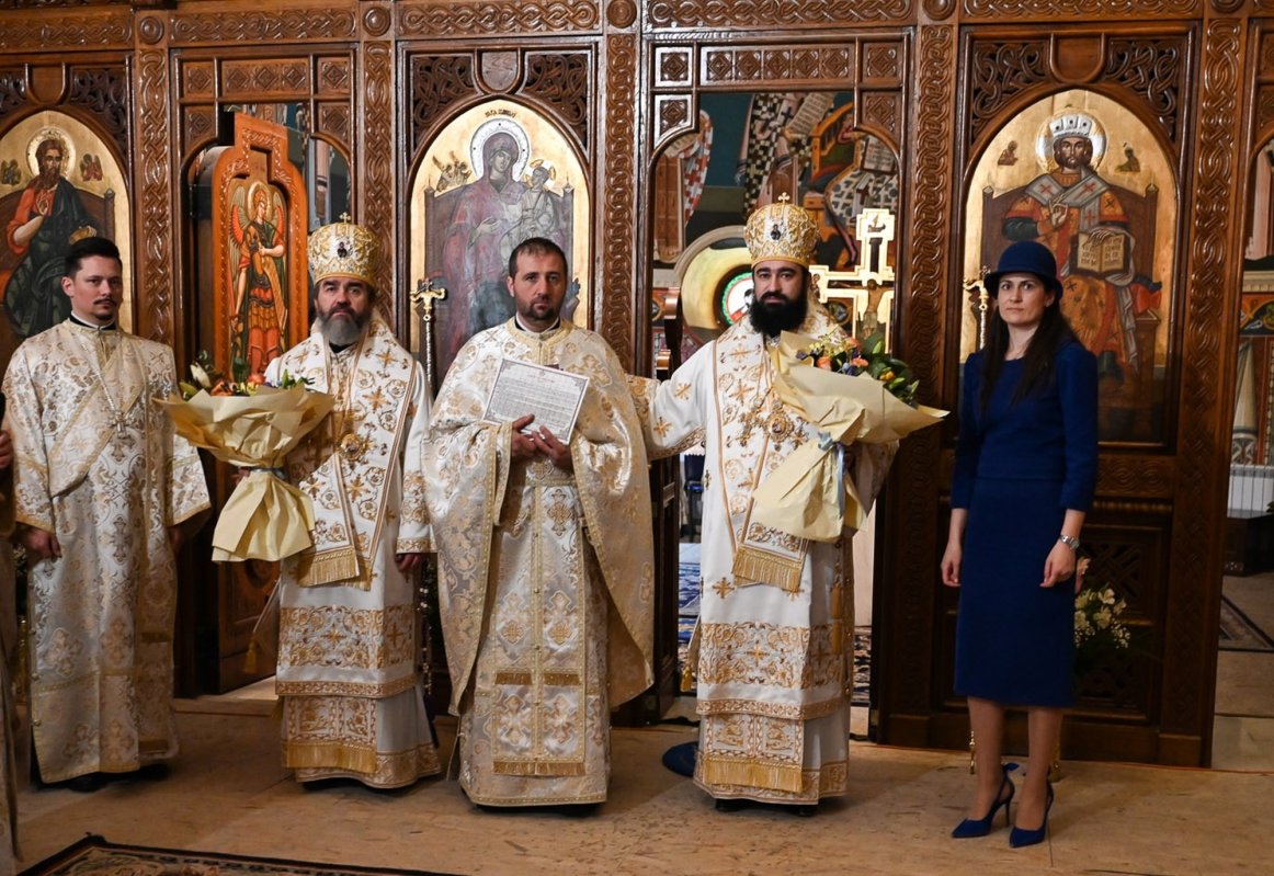 Hram la Biserica „Buna Vestire” din Deva 289869