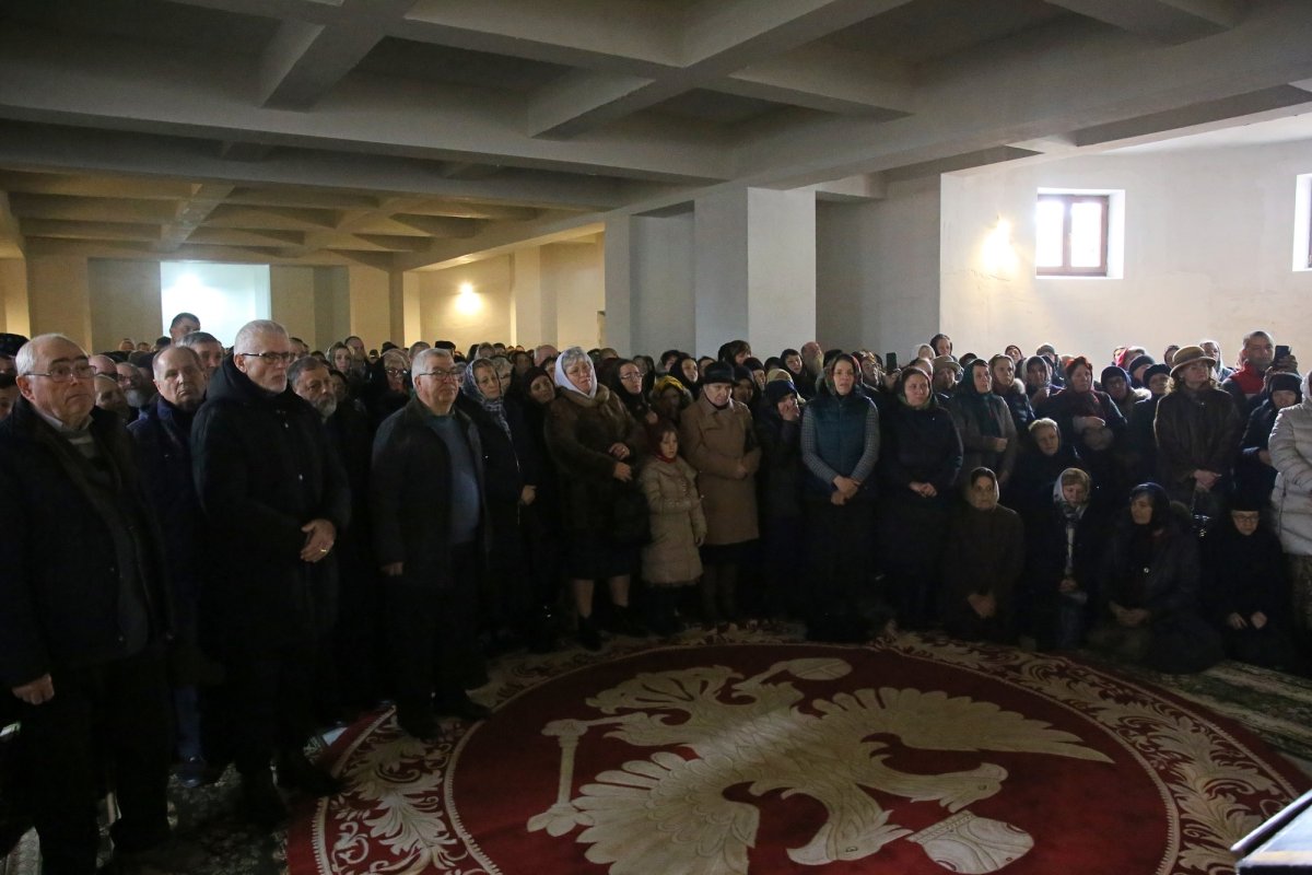 „Un praznic al întregii creații” 289853