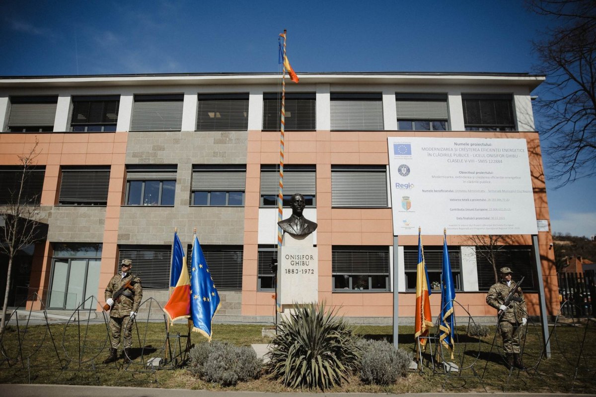 Ceremonie la Liceul Teoretic „Onisifor Ghibu” din Cluj-Napoca 289985