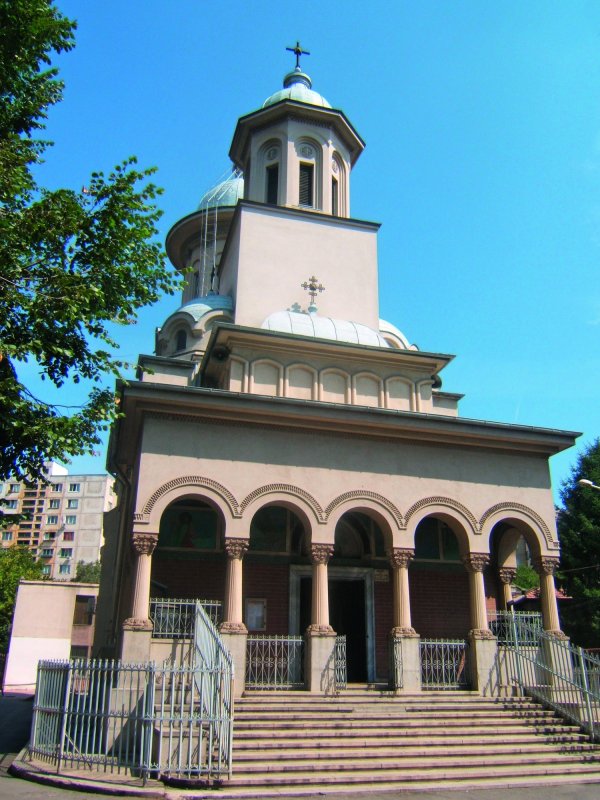 Preotul Mihail Ştefan, ctitor al Bisericii „Sfântul Antonie”-Colentina 289945